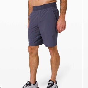 Lululemon T.H.E. Linerless Shorts Mens M Cadet Blue